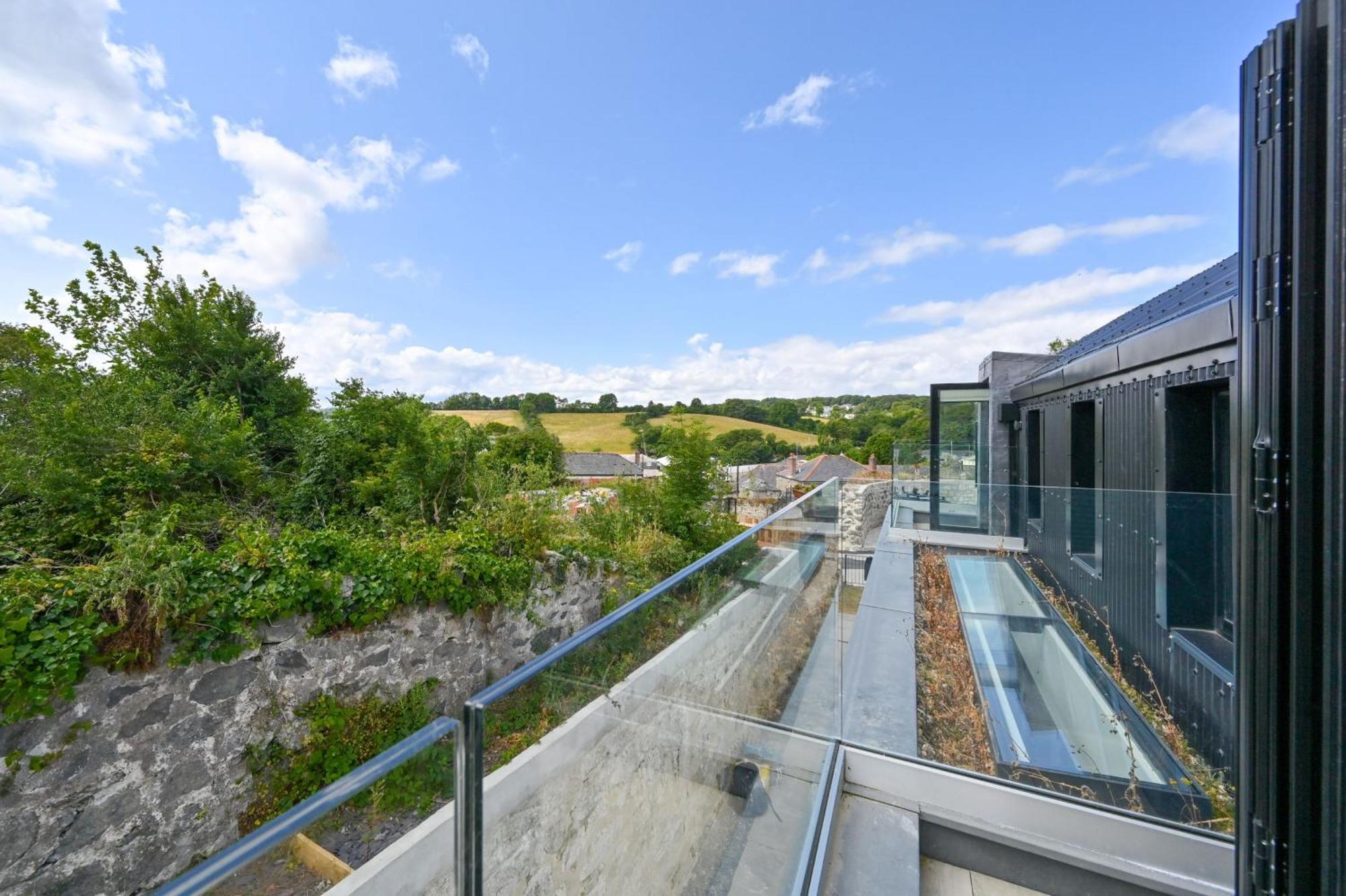 查尔斯敦1 The Nest - Luxury Modern House Nr Beach & Bars With Sea Views & Free Parking别墅 外观 照片